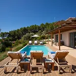 Mirtes With Breathtaking Sea View,close To Porto Katsiki And Egremni Pondi