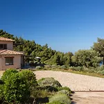 Mirtes With Breathtaking Sea View,close To Porto Katsiki And Egremni Pondi
