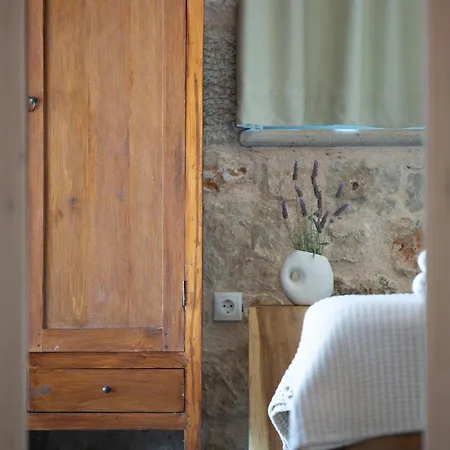 Mirtes With Breathtaking Sea View,close To Porto Katsiki And Egremni *