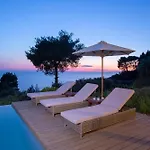 Mirtes With Breathtaking Sea View,close To Porto Katsiki And Egremni