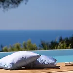 Mirtes With Breathtaking Sea View,close To Porto Katsiki And Egremni Villa