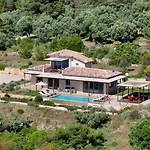 Mirtes With Breathtaking Sea View,close To Porto Katsiki And Egremni Villa *