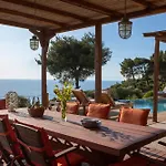 Mirtes With Breathtaking Sea View,close To Porto Katsiki And Egremni *