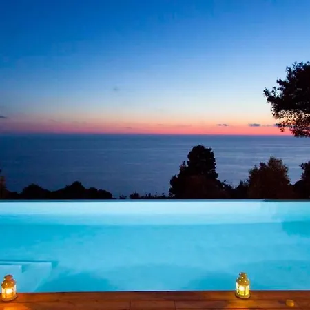 Mirtes With Breathtaking Sea View,close To Porto Katsiki And Egremni *