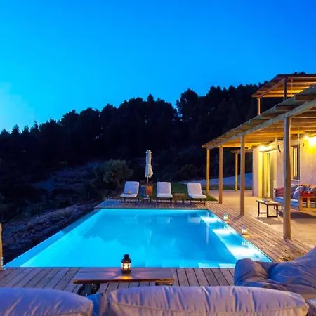 Villa Mirtes With Breathtaking Sea View,close To Porto Katsiki And Egremni *