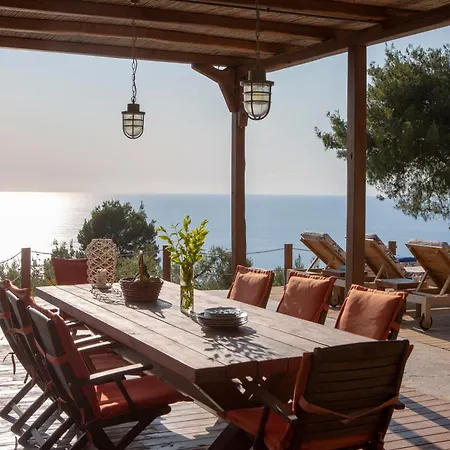Villa Mirtes With Breathtaking Sea View,close To Porto Katsiki And Egremni Pondi