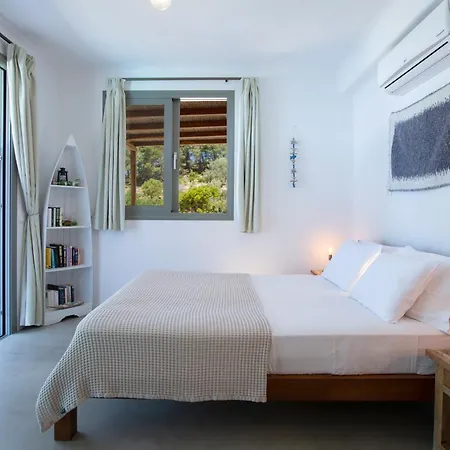 Villa Mirtes With Breathtaking Sea View,close To Porto Katsiki And Egremni Pondi