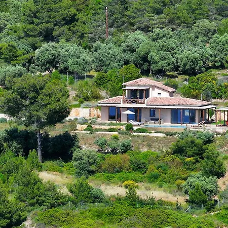 Mirtes With Breathtaking Sea View,close To Porto Katsiki And Egremni Villa