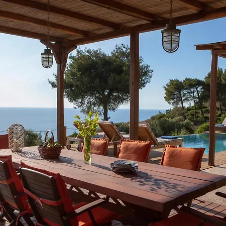 Mirtes With Breathtaking Sea View,close To Porto Katsiki And Egremni *