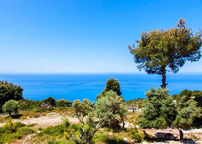 Villa Mirtes With Breathtaking Sea View,close To Porto Katsiki And Egremni Pondi