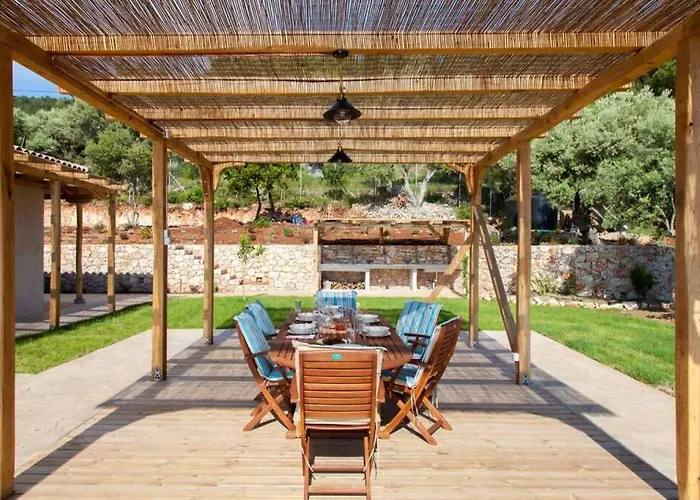 Mirtes With Breathtaking Sea View,close To Porto Katsiki And Egremni Villa *