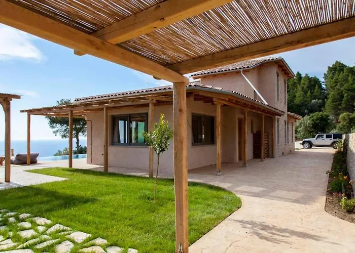 Mirtes With Breathtaking Sea View,close To Porto Katsiki And Egremni Villa