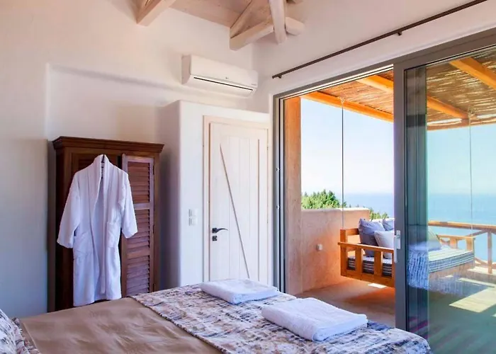 Villa Mirtes With Breathtaking Sea View,close To Porto Katsiki And Egremni