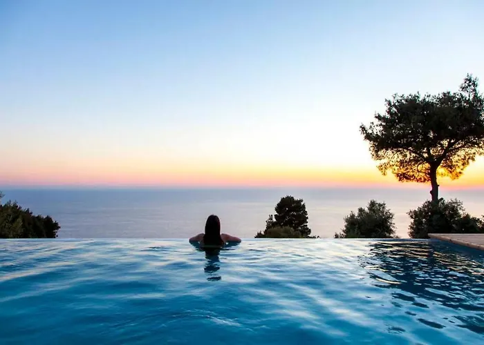 Villa Mirtes With Breathtaking Sea View,close To Porto Katsiki And Egremni *