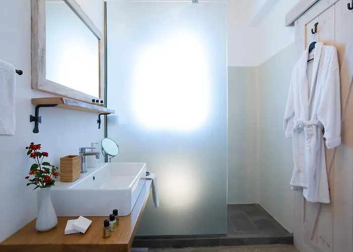 Mirtes With Breathtaking Sea View,close To Porto Katsiki And Egremni Villa Pondi