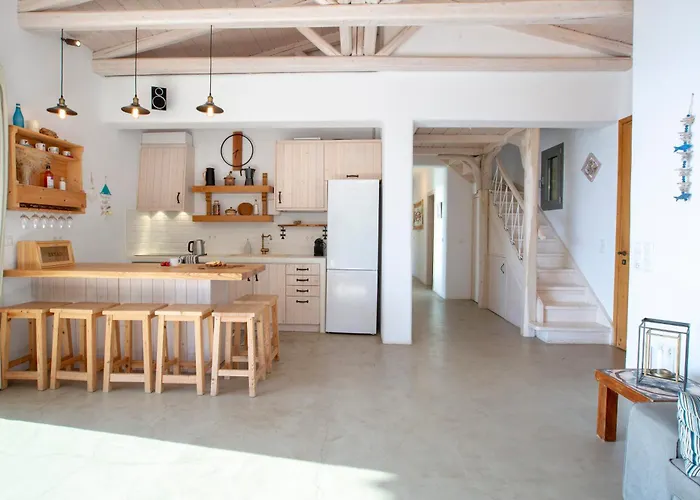 Mirtes With Breathtaking Sea View,close To Porto Katsiki And Egremni Villa Pondi