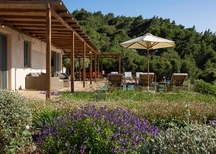 Mirtes With Breathtaking Sea View,close To Porto Katsiki And Egremni *