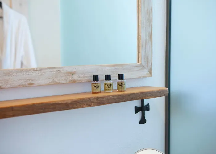 Mirtes With Breathtaking Sea View,close To Porto Katsiki And Egremni