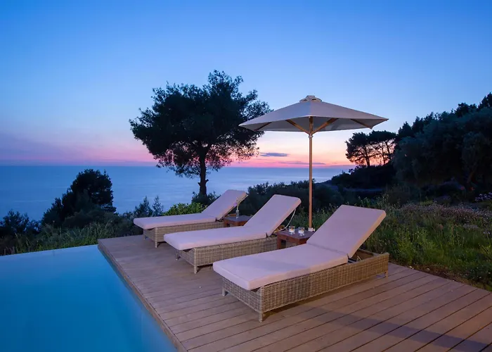 Mirtes With Breathtaking Sea View,close To Porto Katsiki And Egremni