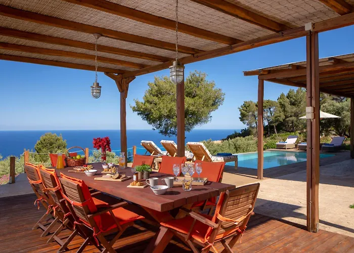 Villa Mirtes With Breathtaking Sea View,close To Porto Katsiki And Egremni Pondi
