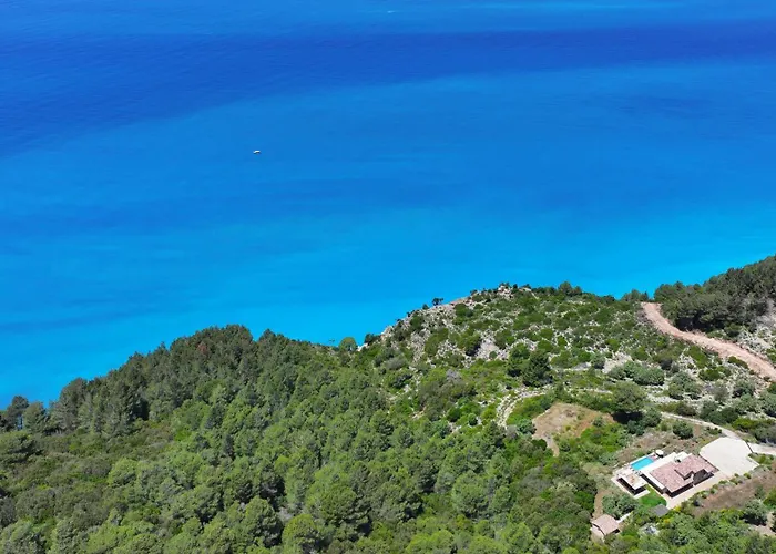 Mirtes With Breathtaking Sea View,close To Porto Katsiki And Egremni Pondi