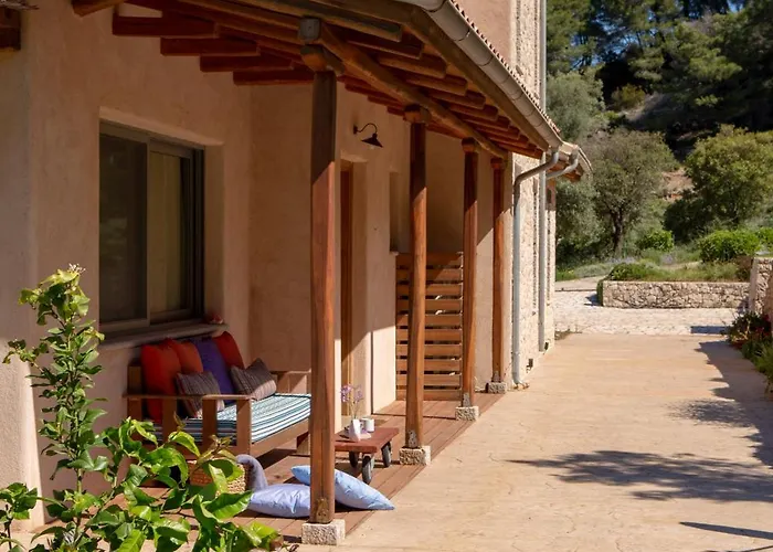 Mirtes With Breathtaking Sea View,close To Porto Katsiki And Egremni Pondi