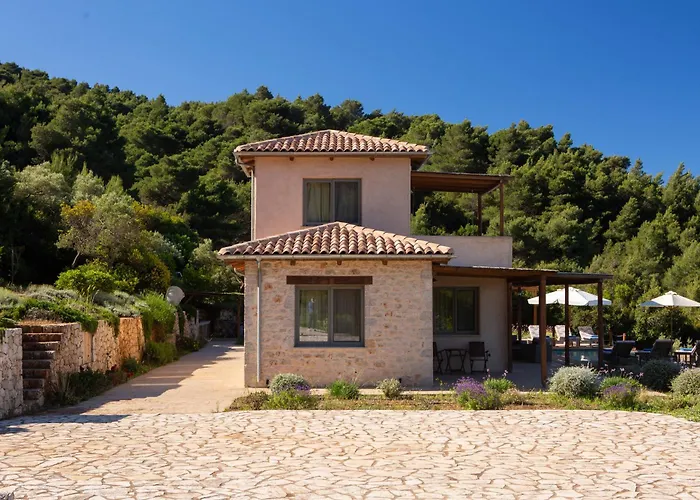 Villa Mirtes With Breathtaking Sea View,close To Porto Katsiki And Egremni Pondi